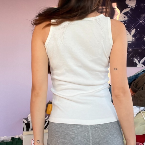 White Tanktop - Picture 4 of 4